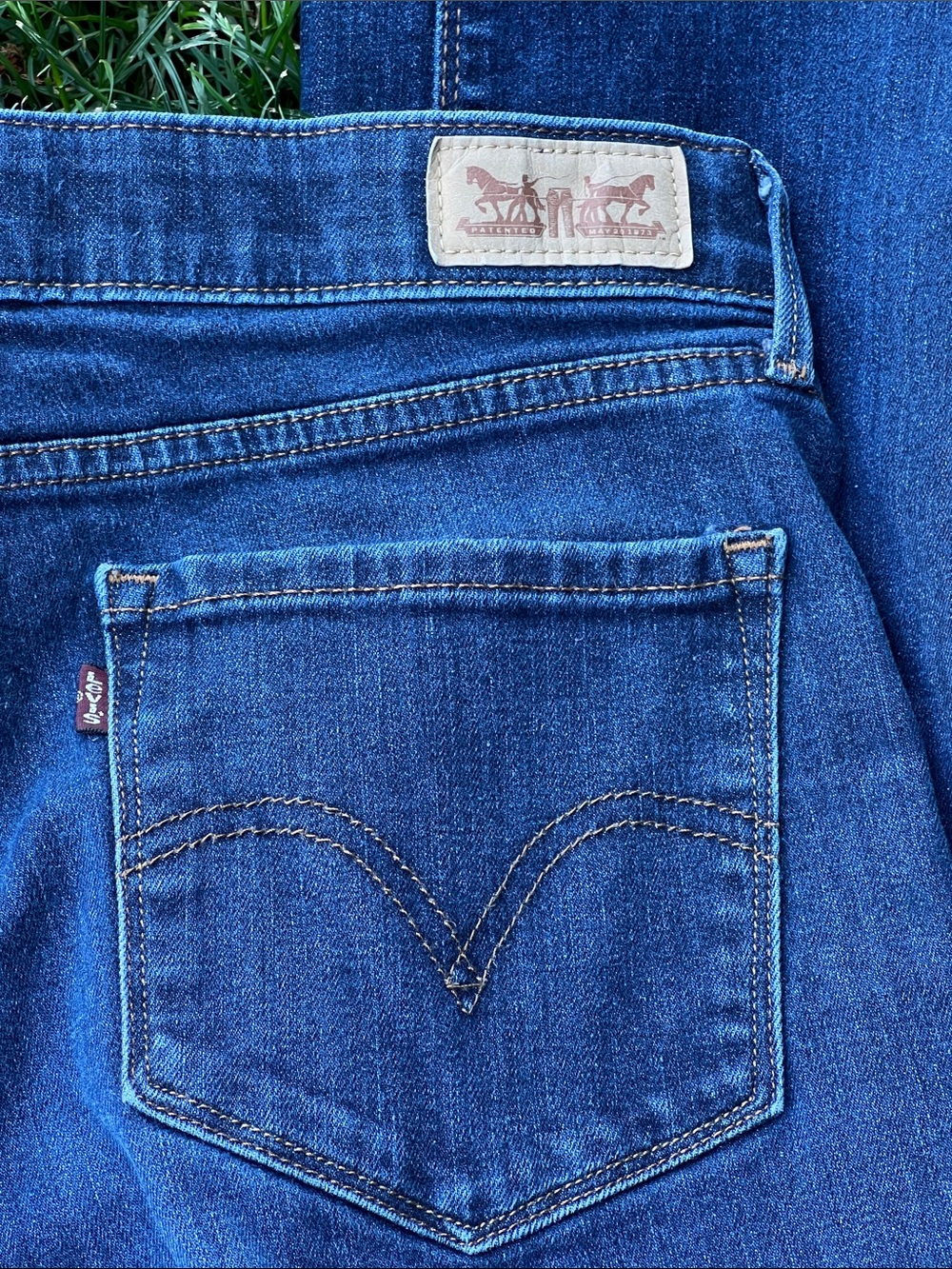 Levi’s Strauss Perfect Waist 525 Straight Leg Dark blue Jeans - very good . - Picture 3 of 6